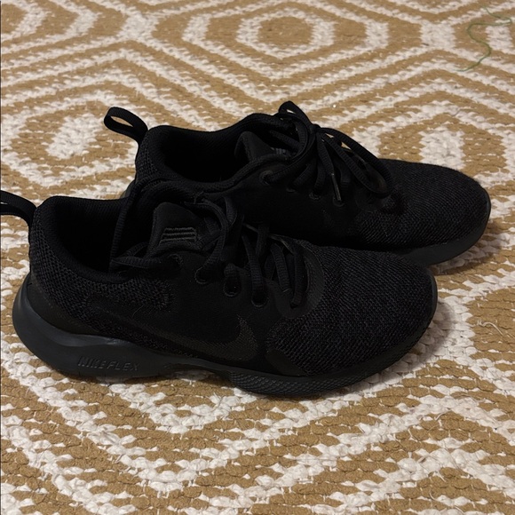 Nike women’s flex experience run 12 road running shoes - Picture 3 of 7